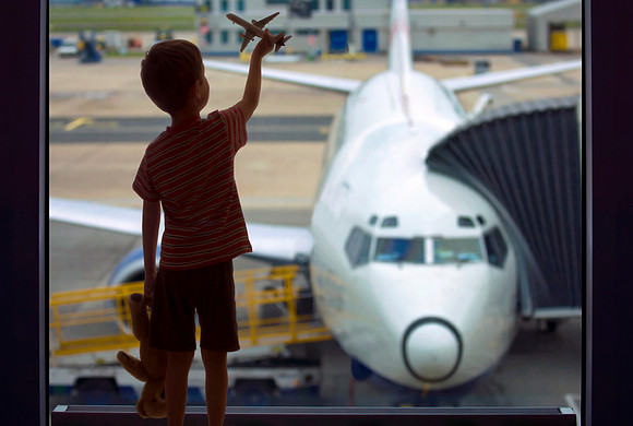 Young boy and Airliner